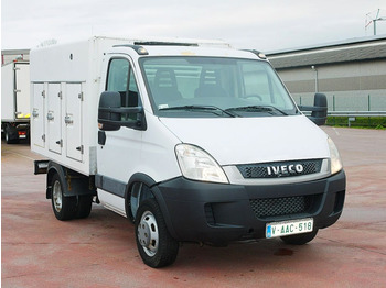 شاحنة توصيل مبردة IVECO Daily 35c11