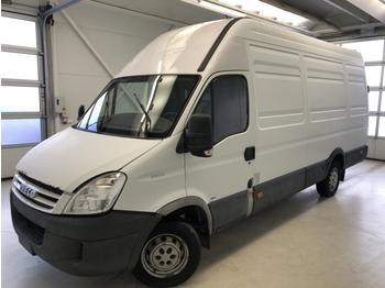 فان Iveco Daily 35S17