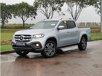 شاحنة البيك أب Mercedes-Benz X-Klasse 250 cdi 4matic led!