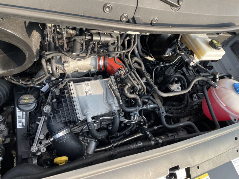 شاحنة بصندوق مغلق Volkswagen Crafter 2.0 TDI 180 pk 11-2020 automaat: صورة 11