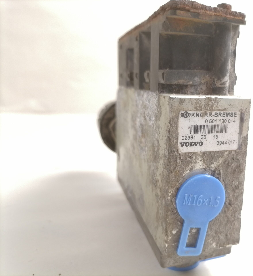 صمام الفرامل - شاحنة Volvo Air suspension control valve, ECAS 3944717: صورة 3