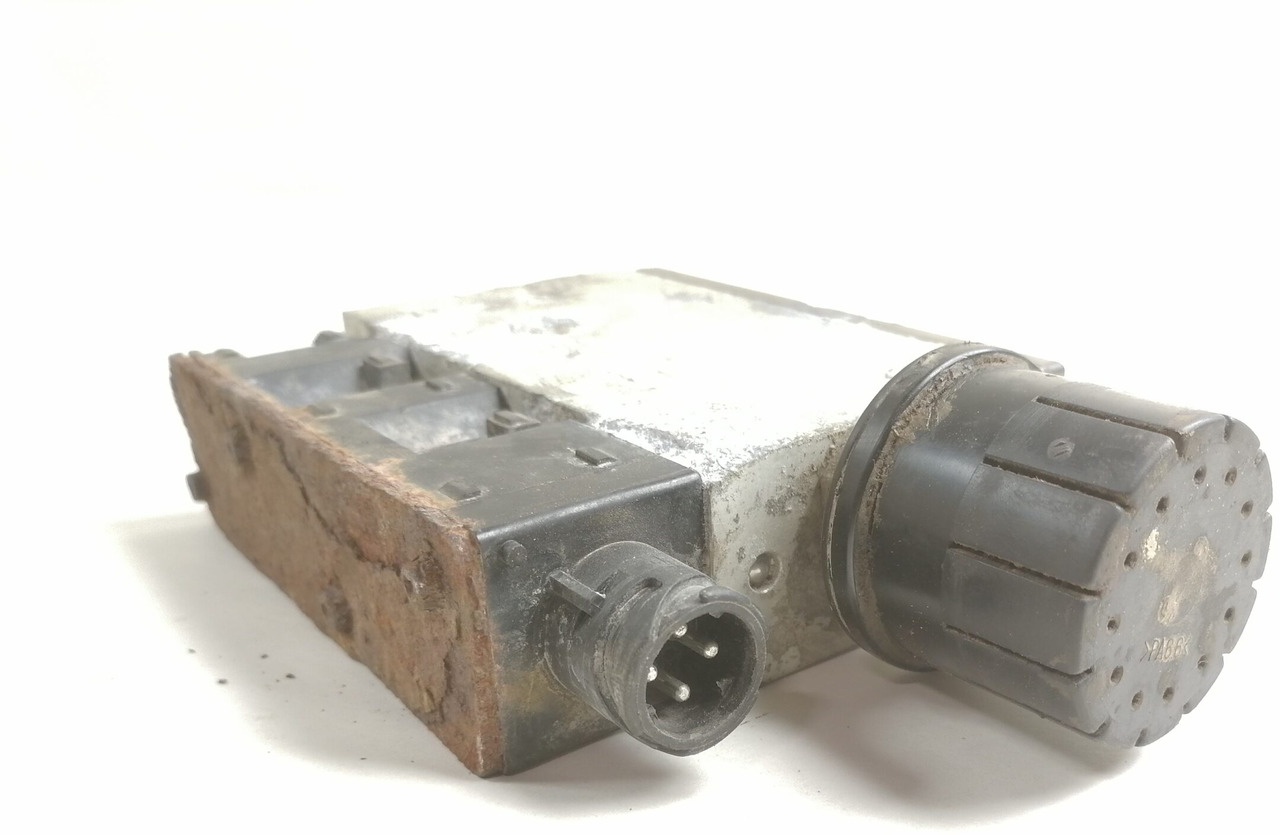 صمام الفرامل - شاحنة Volvo Air suspension control valve, ECAS 3944717: صورة 2