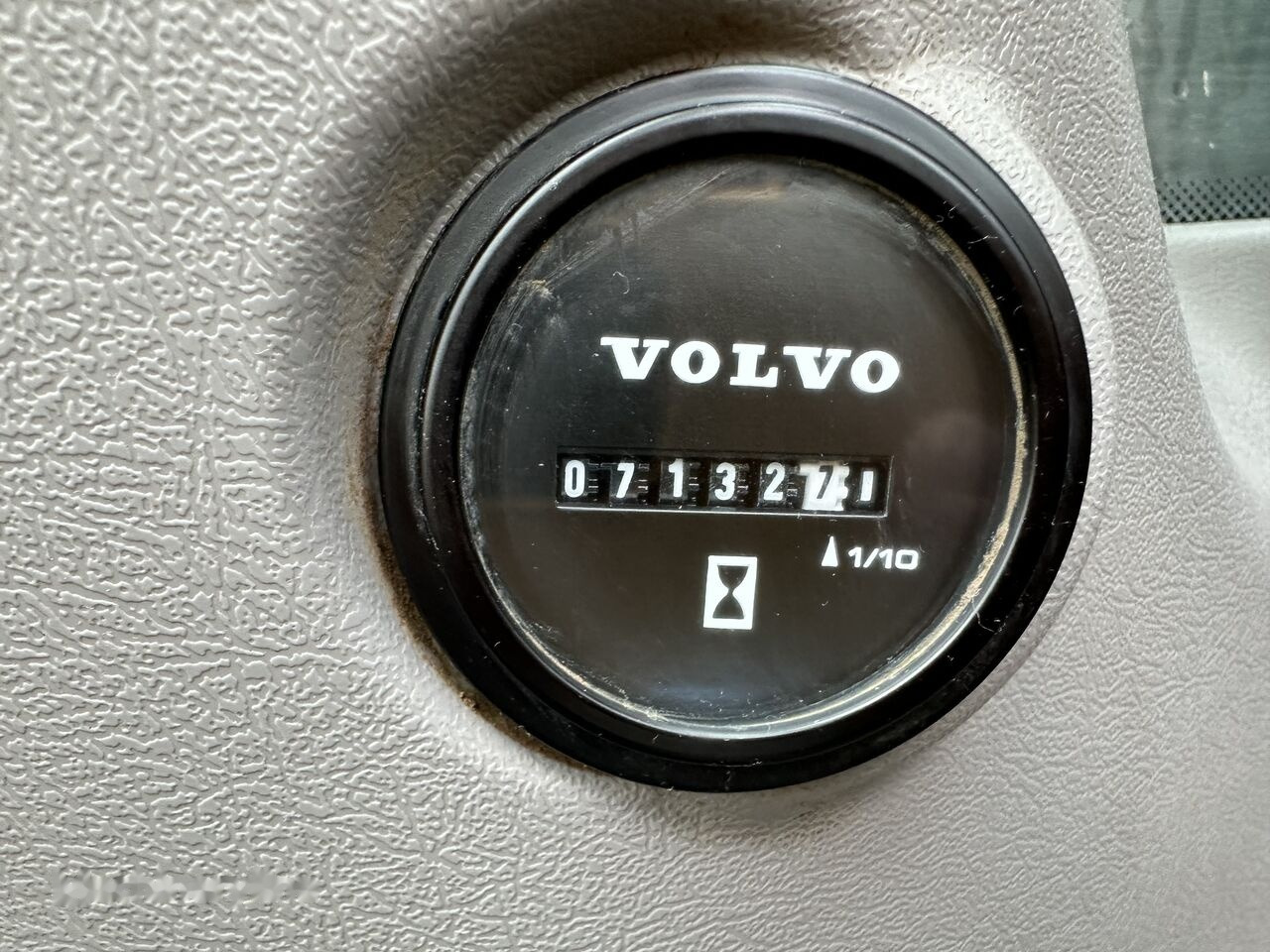 حفار زاحف Volvo EC 140 EL: صورة 14