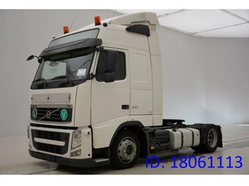 مقطورة السحب Volvo FH13.420 Globetrotter