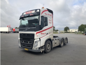 مقطورة السحب Volvo FH500