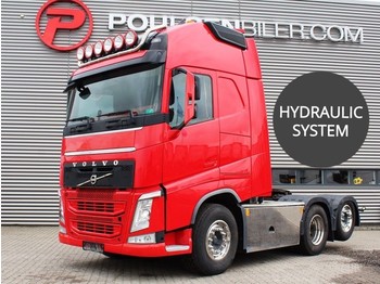 مقطورة السحب Volvo FH500