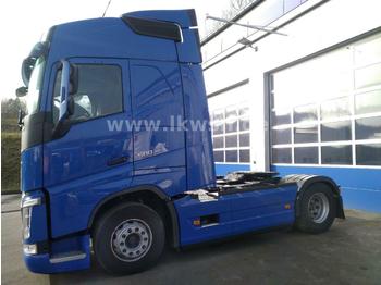 مقطورة السحب Volvo FH500 4x2 Globetrotter VollSpoiler 2Tank KlimaTÜ: صورة 1