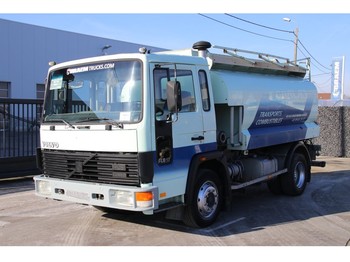 شاحنة صهريج لنقل الوقود Volvo FL610 STEEL TANK 8000 L: صورة 1
