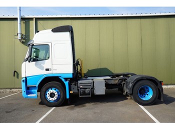 مقطورة السحب Volvo FM 410 ADR COMPRESSOR