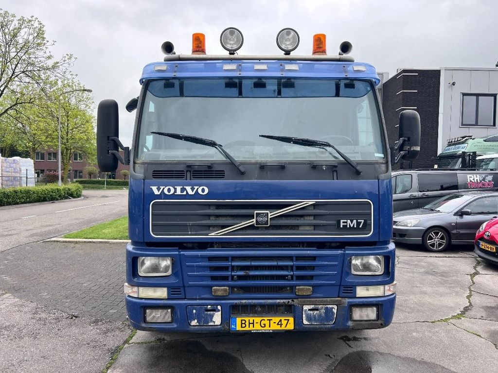 شاحنة كرين, شاحنات مسطحة Volvo FM 7.250 4X2 EURO 2 HIAB 102 3+1: صورة 2