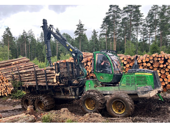  John Deere 1510 G  - جرار شحن جذوع أشجار الغابات: صورة 2