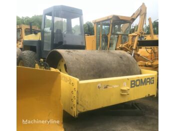 BOMAG BW 217 D-2 - ضاغطة التربة: صورة 1