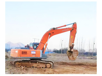   Hitachi Used Excavator excavator 24 ton ZX240-3G - حفار زاحف: صورة 1