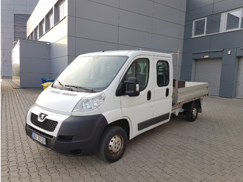 PEUGEOT Peugeot BOXER doka 7 osób brygadowy HAK skrzyniowy F.VAT EURO 5 BRYGADÓWKA Peugeot BOXER doka 7 osób brygadowy HAK skrzyniowy F.VAT EURO 5 BRYGADÓWKA - شاحنة توصيل مغلقة: صورة 1