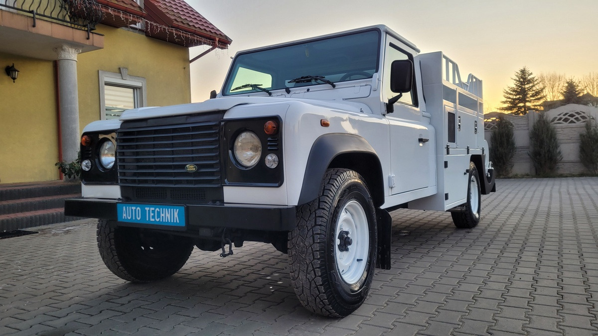 AUTO TECHNIK - شاحنات undefined: صورة 4