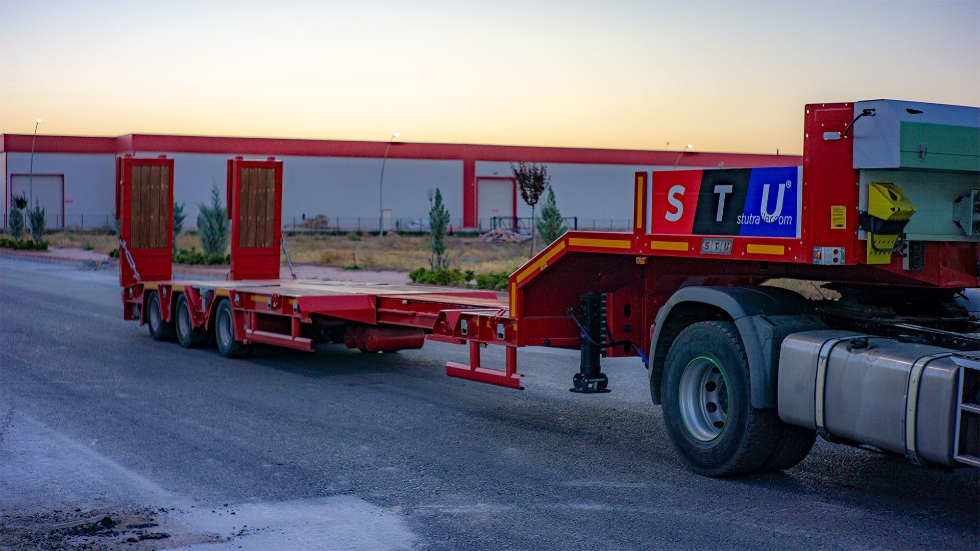 STU TRAILER DORSE ITHALAT IHRACAT LTD. STI. - سيارة للبيع undefined: صورة 5