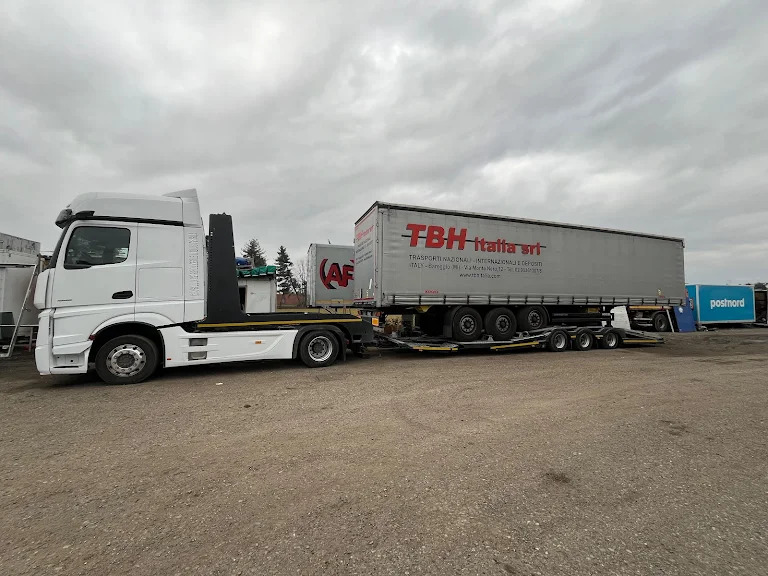 Truck Store Service SRL undefined: صورة 6