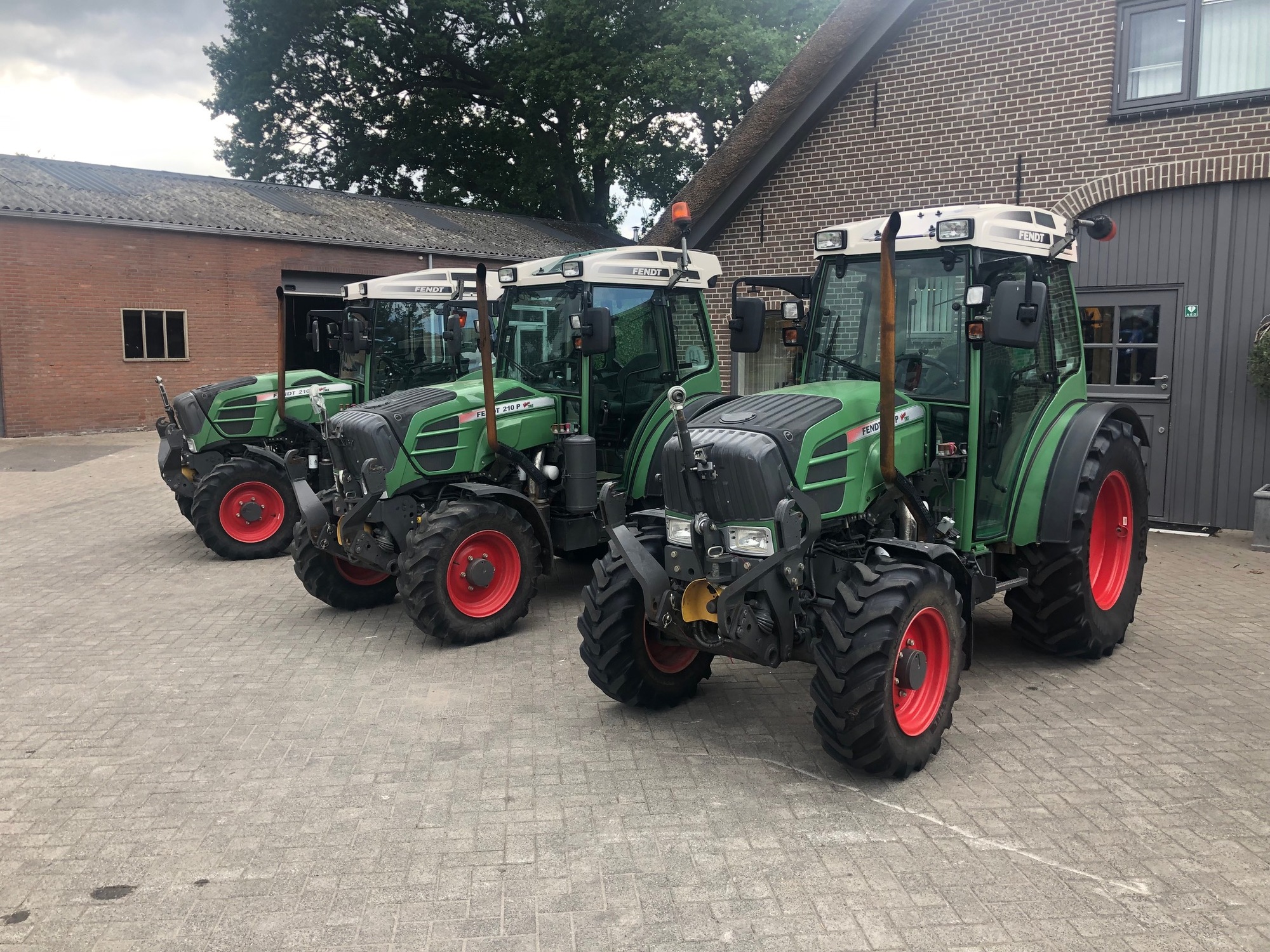Jur Soetendaal - آلات زراعية FENDT 700 Vario undefined: صورة 4