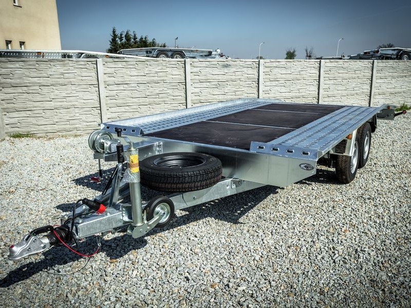 BORO CENTRUM DYSTRYBUCJI PRZYCZEP - سيارة للبيع undefined: صورة 12