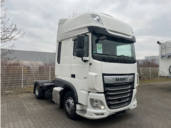 مقطورة السحب DAF XF 480