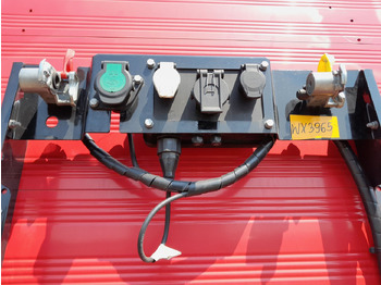 نصف مقطورة بستائر جانبية Wielton Strong Light Schiebeplanensattel NS3K: صورة 4 نصف مقطورة بستائر جانبية Wielton Strong Light Schiebeplanensattel NS3K: صورة 4