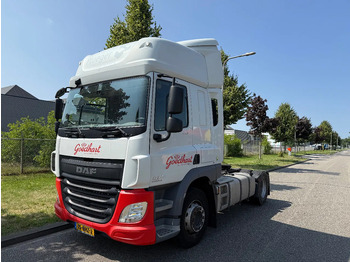 مقطورة السحب DAF CF 400