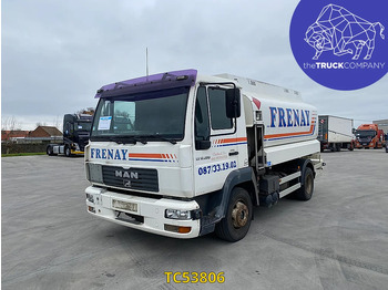 شاحنة صهريج MAN L2000