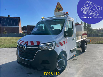 شاحنة توصيل مغلقة RENAULT Master