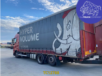 شاحنة ذات ستائر جانبية Volvo FH 500: صورة 2 شاحنة ذات ستائر جانبية Volvo FH 500: صورة 2