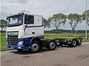 شاحنة بهيكل معدني للمقصورة DAF XF 460 8X2 MAN. INT. ADR: صورة 2