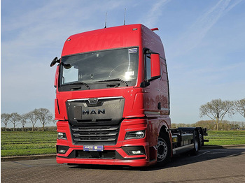 ناقلة حاويات/ شاحنة حاويات MAN TGX 26.510