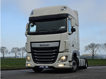مقطورة السحب DAF XF 460