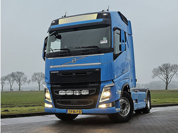 مقطورة السحب VOLVO FH 460