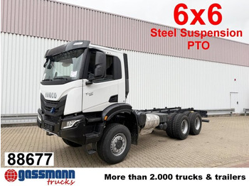 شاحنة بهيكل معدني للمقصورة IVECO T-WAY