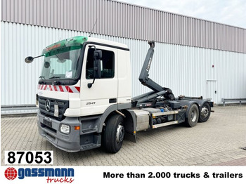 شاحنة برافعة خطافية MERCEDES-BENZ Actros 2541