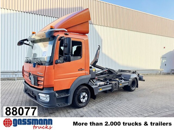 شاحنة برافعة خطافية MERCEDES-BENZ Atego 824