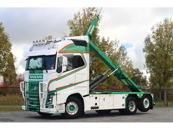 شاحنة برافعة خطافية VOLVO FH16 750