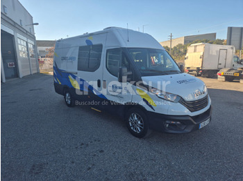 شاحنة بصندوق مغلق IVECO Daily 35s16