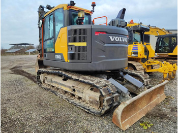 حفار زاحف VOLVO ECR145EL