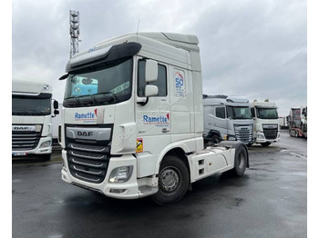 مقطورة السحب DAF XF 480