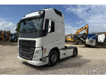 رأس تريلا VOLVO FH