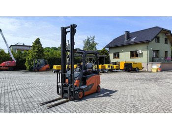 رافعة شوكية كهربائية LINDE E16