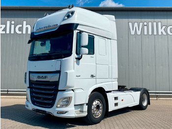 مقطورة السحب DAF XF 530