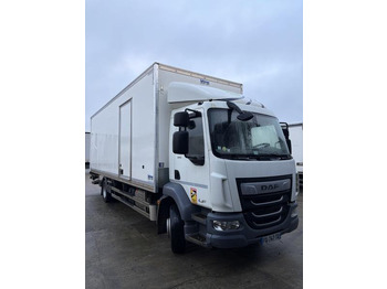 شاحنة صندوقية DAF LF 210
