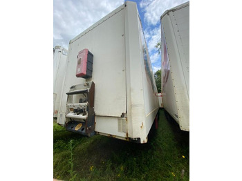 نصف مقطورة بصندوق مغلق Krone: صورة 2 نصف مقطورة بصندوق مغلق Krone: صورة 2