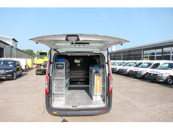 فان المدمجة FORD Transit