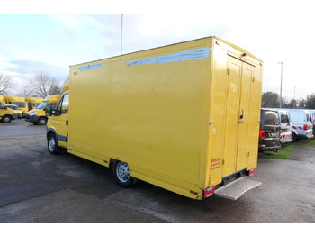 Interior photo 1: شاحنة بصندوق مغلق IVECO Daily 35 S11 C30C AUTOMATIK KAMERA Regale LUFT D