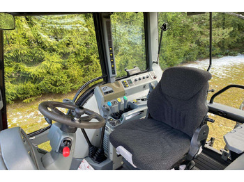 جرار Valtra T160: صورة 4