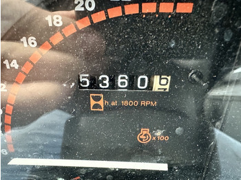 جرار Massey Ferguson 390: صورة 5