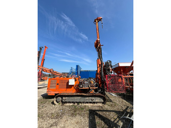 ناقلة الأكوام KLEMM